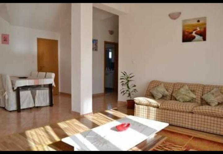 Trilj Apartman Jurika 外观 照片