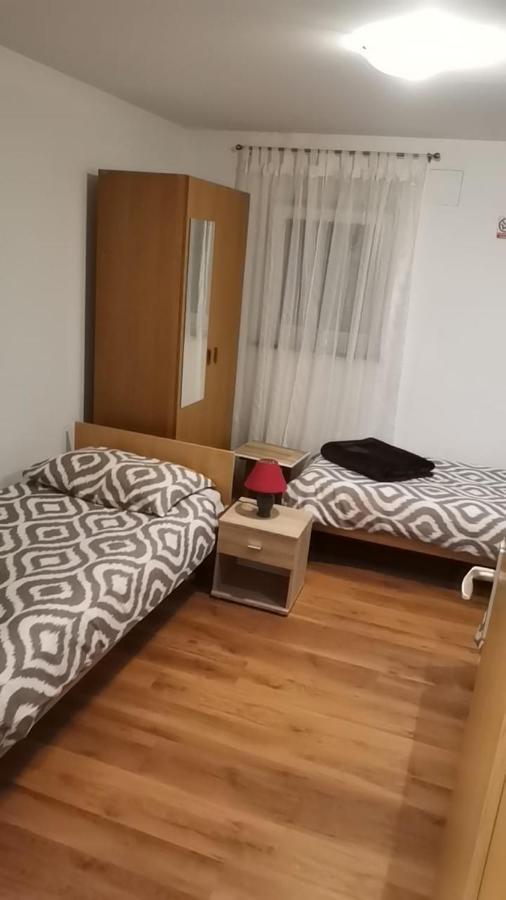 Trilj Apartman Jurika 外观 照片