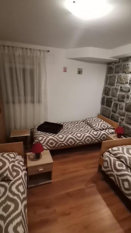 Trilj Apartman Jurika 外观 照片